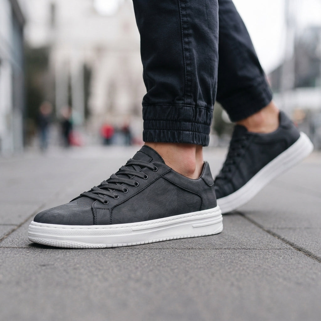 BayRidge Leather Sneakers - Black
