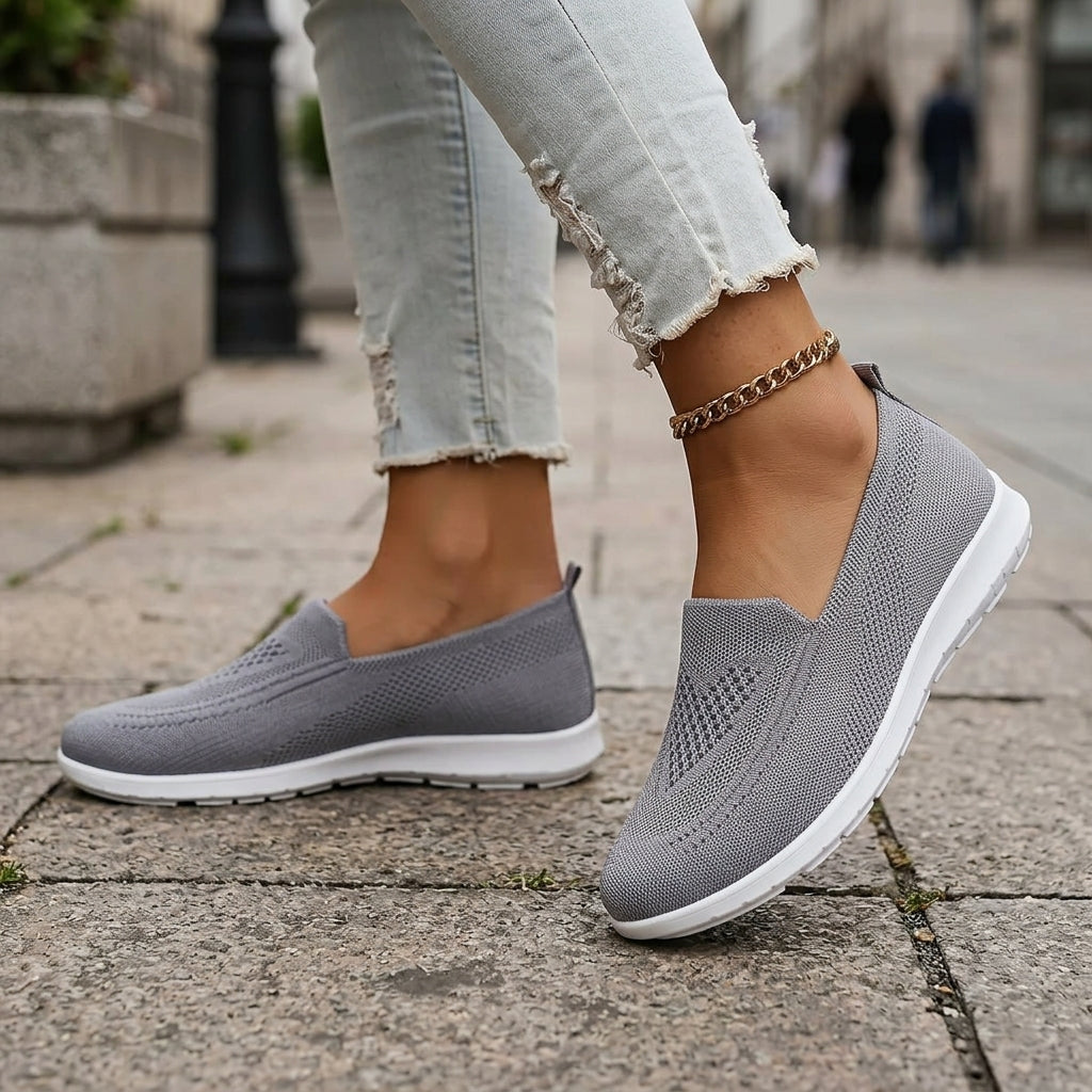 AeroPace™ Walking Shoes