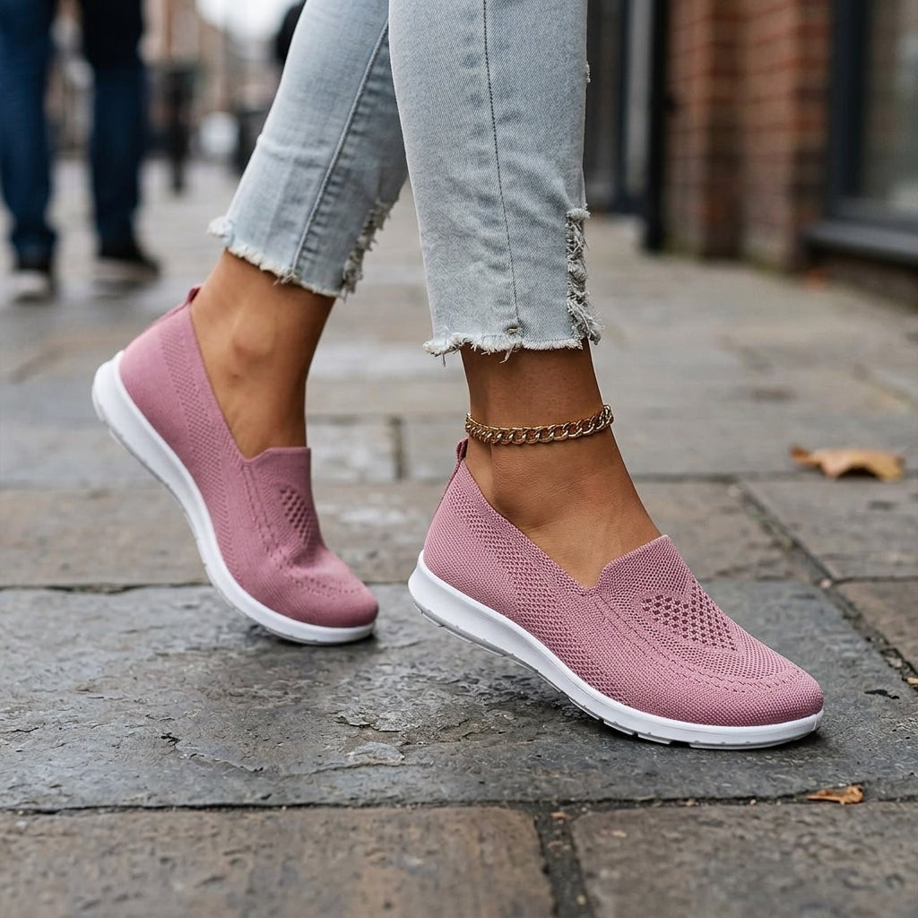 AeroPace™ Walking Shoes