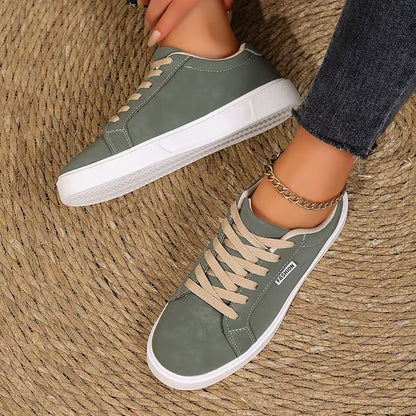 CourtEase™ Low-Top Sneakers