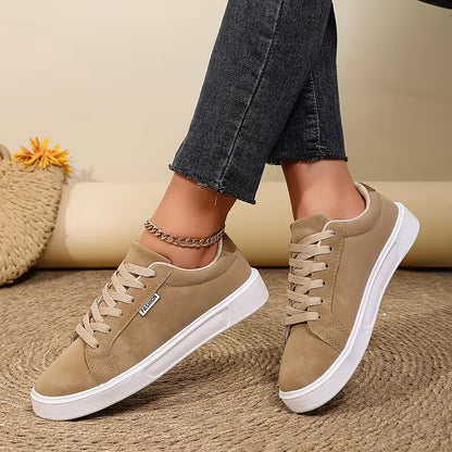 CourtEase™ Low-Top Sneakers