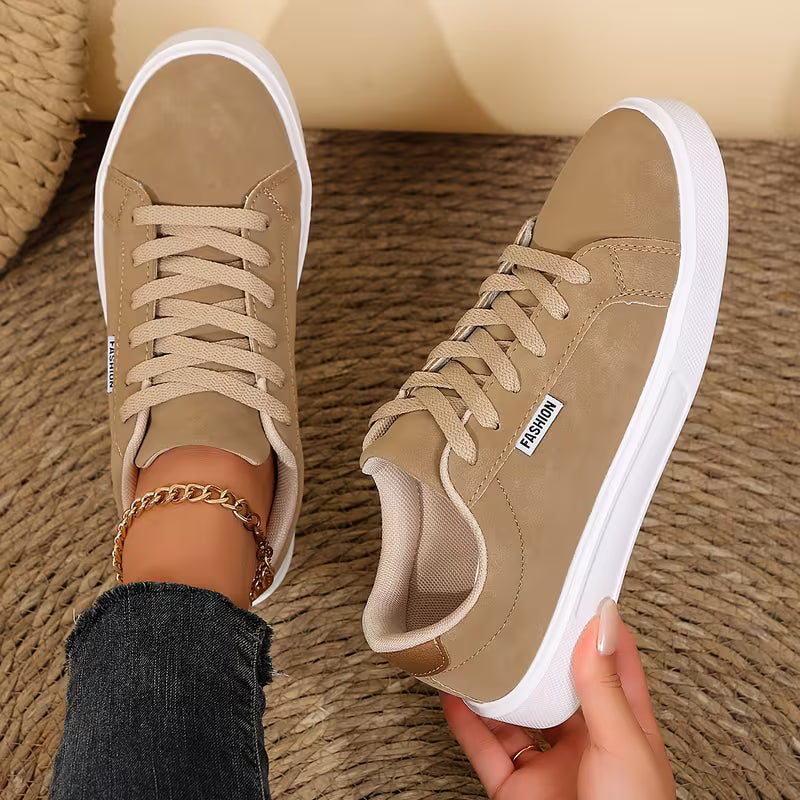 CourtEase™ Low-Top Sneakers