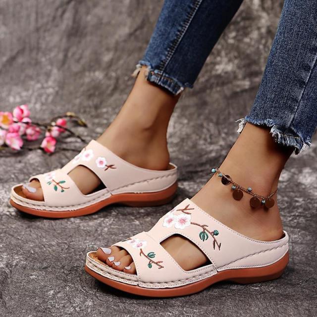 Ortobloom™ - Flower Embroidered Orthopedic Sandals