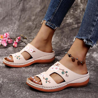 Ortobloom™ - Flower Embroidered Orthopedic Sandals